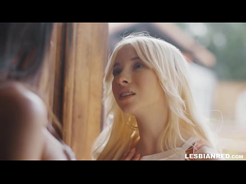 ❤️ Tjejen kommer hem några månader senare och slutar med att äta sin styvmors fitta. Sluts at sv.porn-tub-sexer.ru ☑
